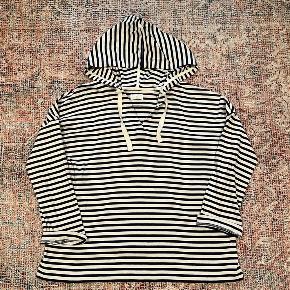 Lou & Grey Sweatshirt & Skirt Set